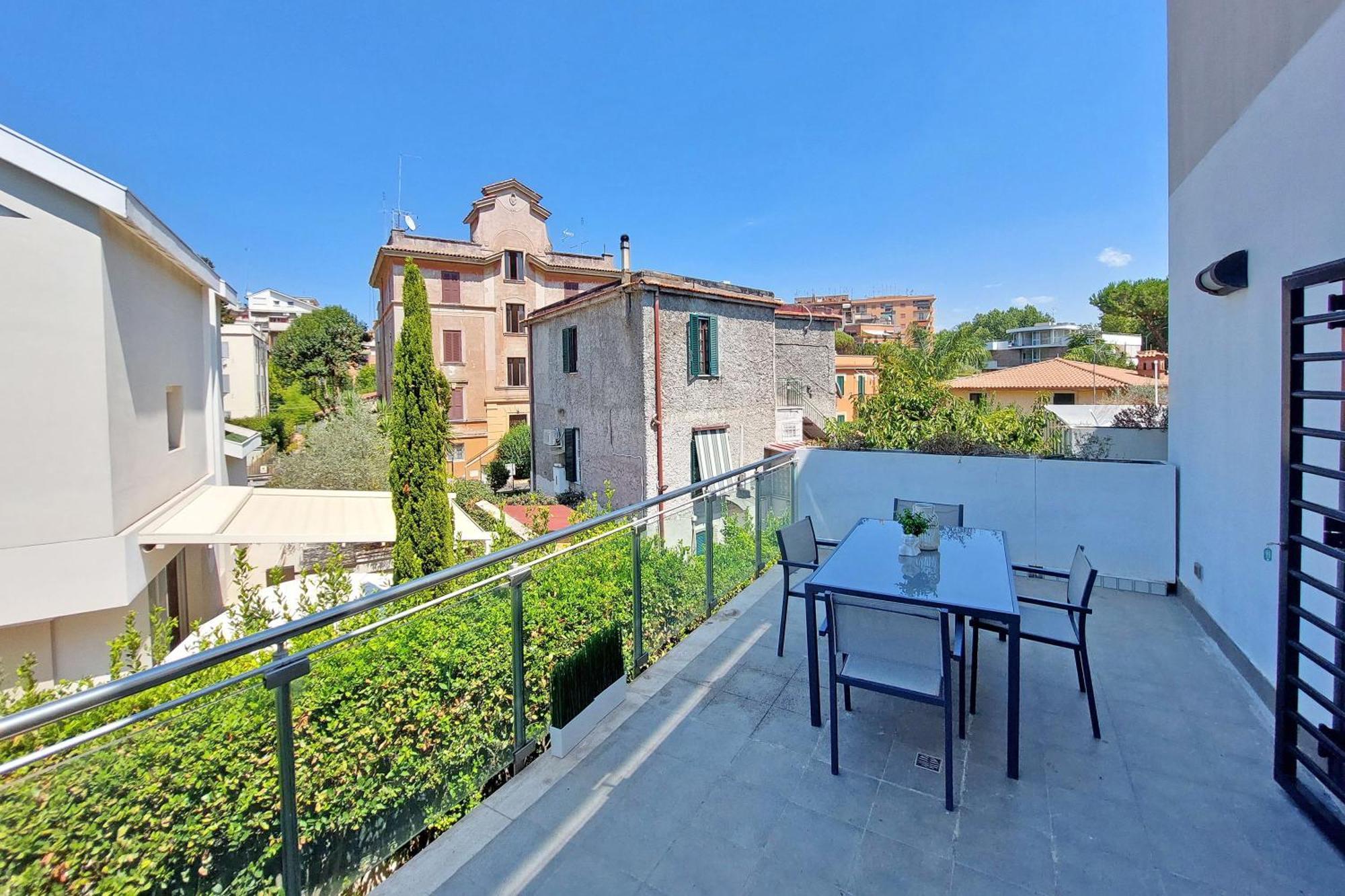 Terrace 2 * Roma